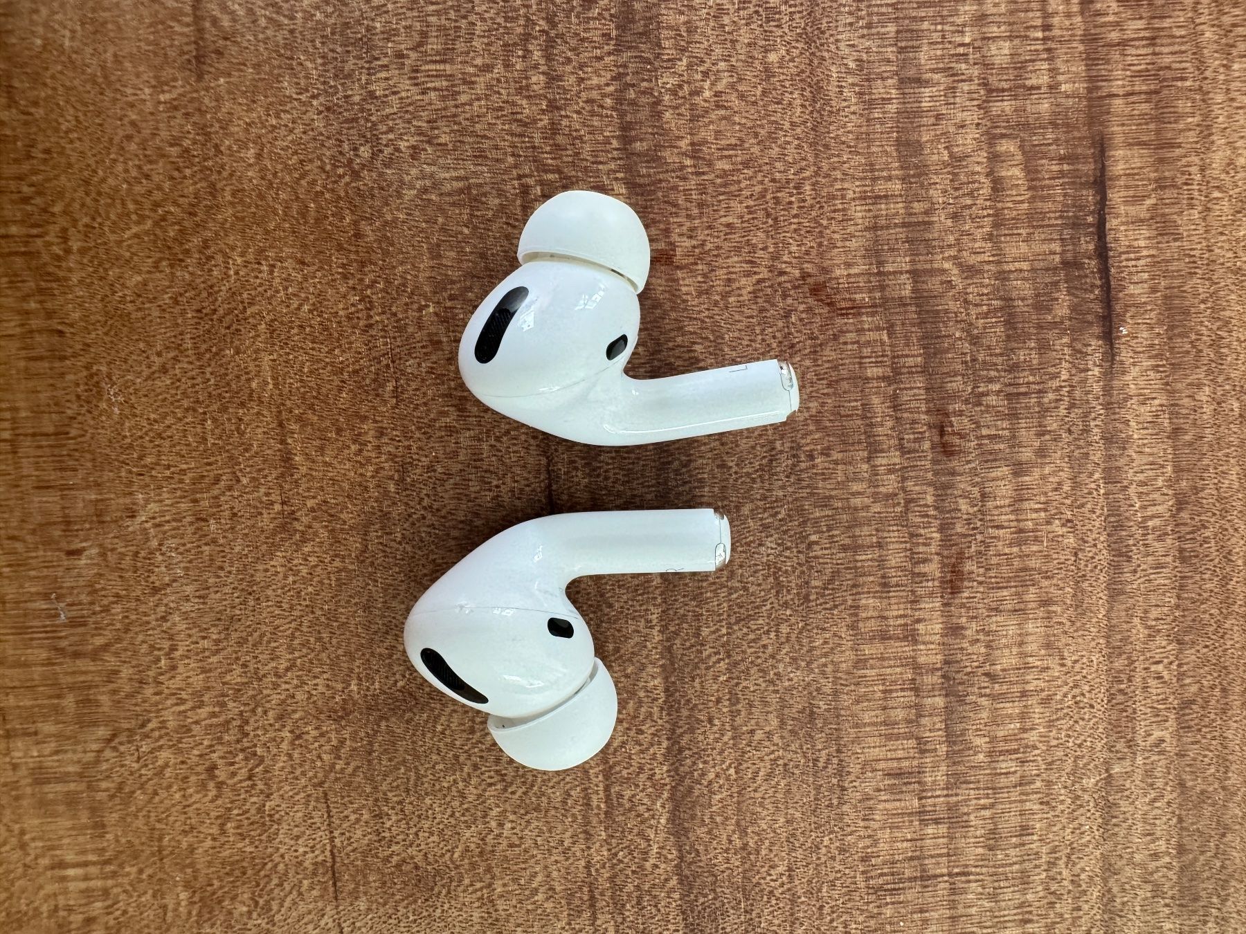 Apple Kopfhörer: Airpods Pro (1. Gen) – Gebraucht aus Kriens von  2