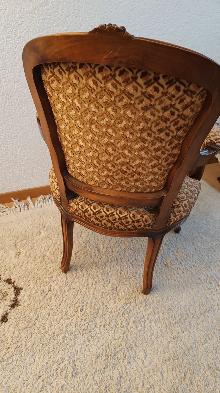 Sessel: Antiker Barock Sessel – Gebraucht aus Worb von aljady 1