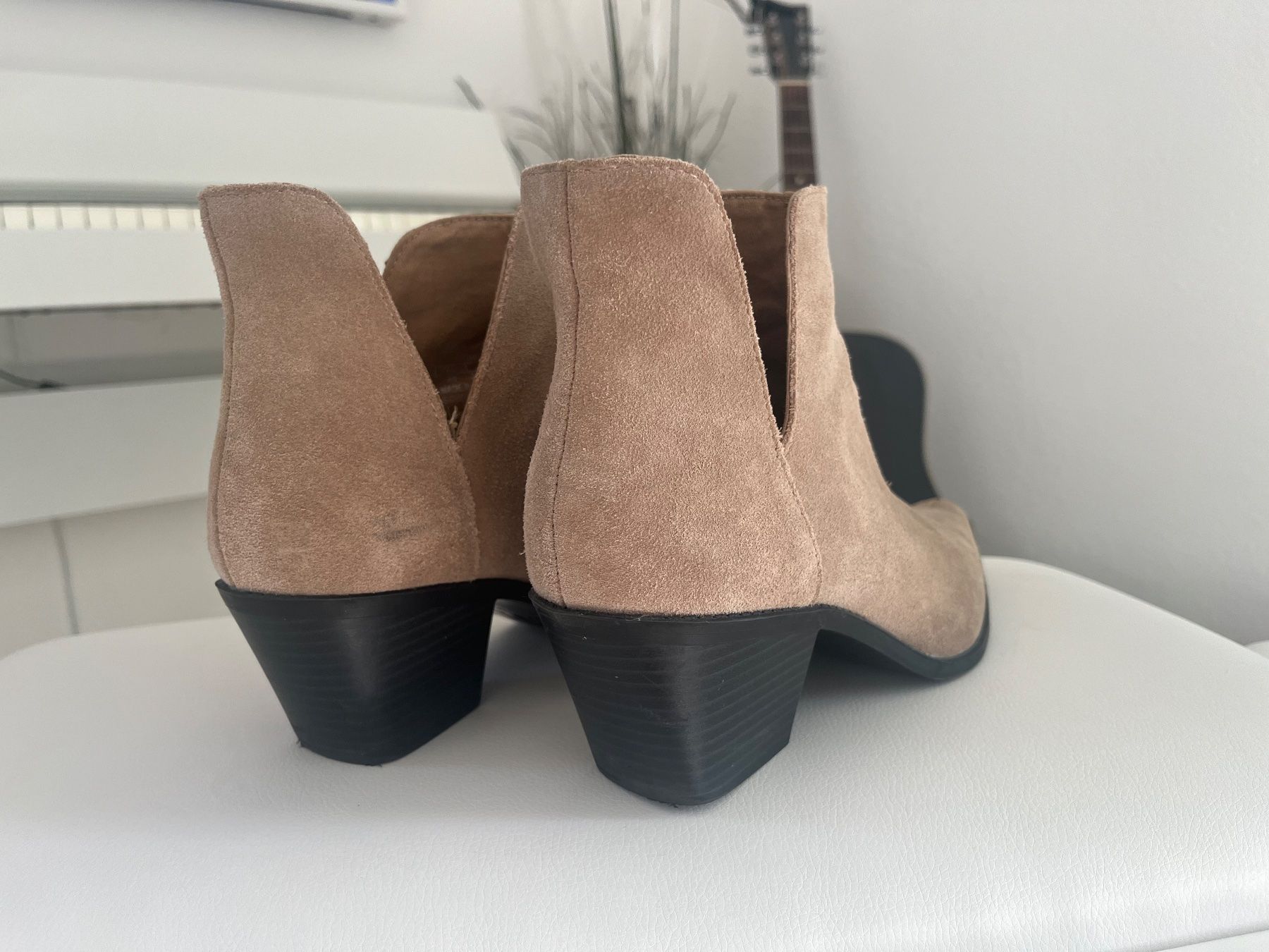 Zara Damenschuhe: Suede leather ankle boots - Zara -size 38 – Gebraucht aus Cully von Maar_K 1