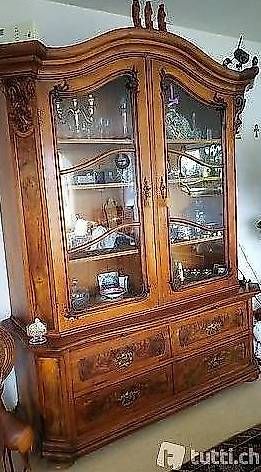 Vetrine: Vitrine Deko Schrank- Barock, restauriert – Usato da Sarmenstorf venduto da T.Sunl8 1