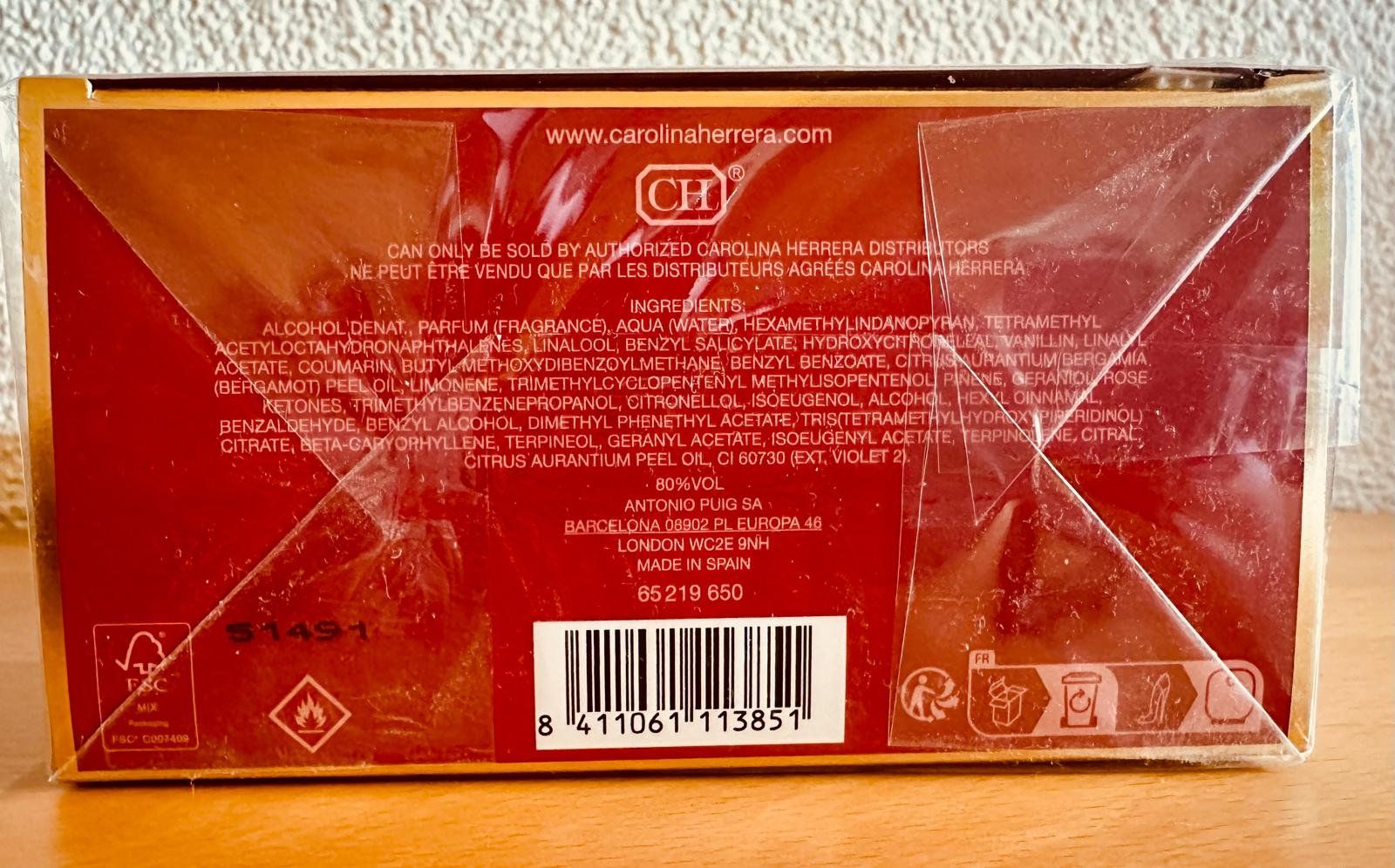 Carolina Herrera Parfums & Eau de Toilette: Good Girl "Bowtastic" – Neuf avec emballage d'origine à Merenschwand par basilisgg77 1