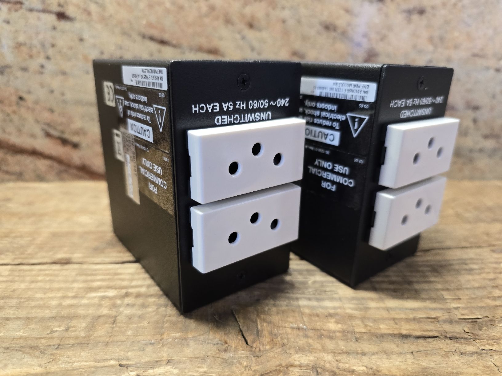 Stecker: 2 Verteilsteckdosen  – Gebraucht aus Walkringen von Vanuca 5