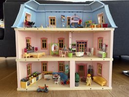 Playmobil Puppenhaus inkl. Pool