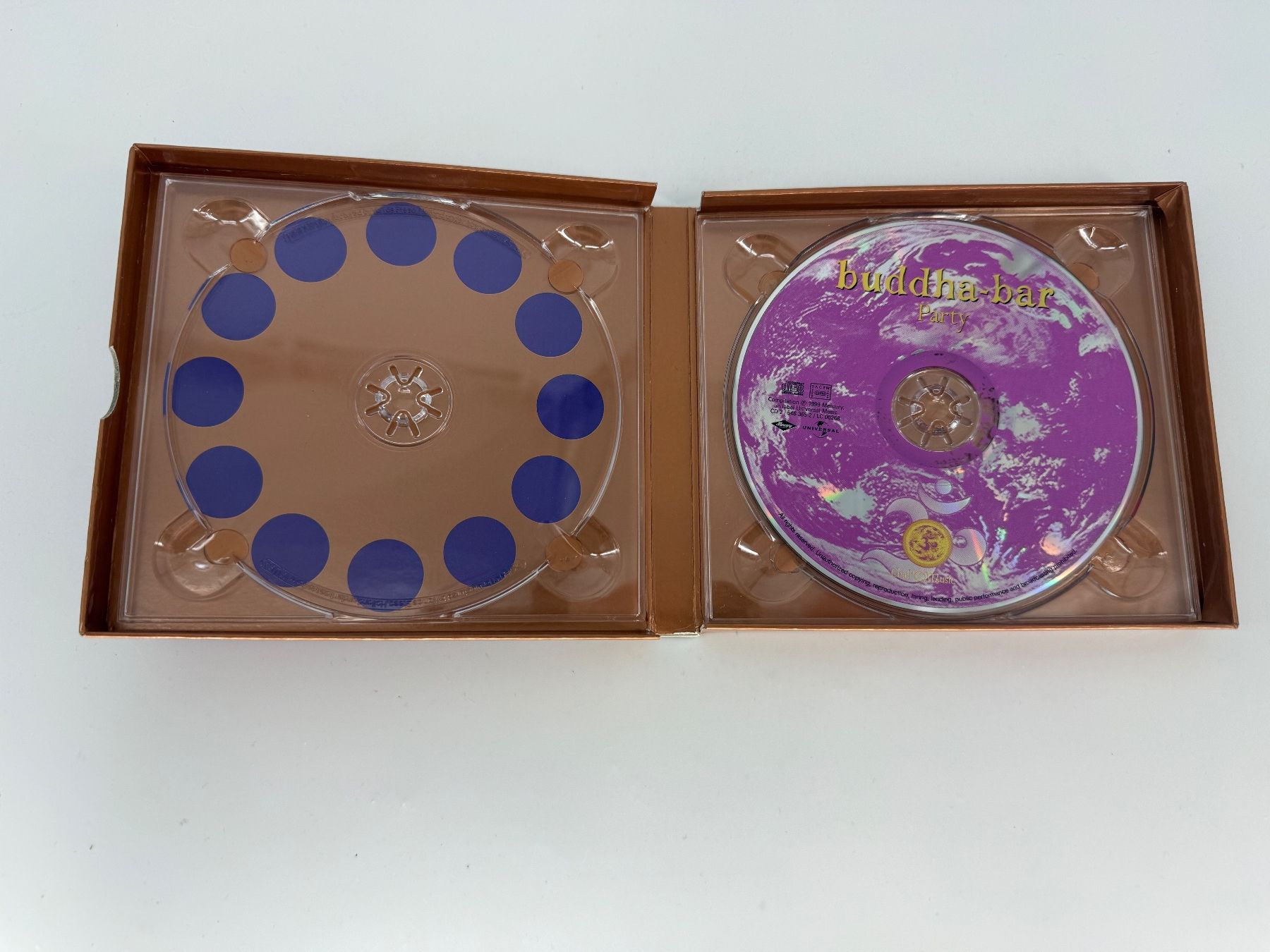 CD: Buddha Bar CD by Claude Challe – Usato da Auenstein venduto da moin. 2