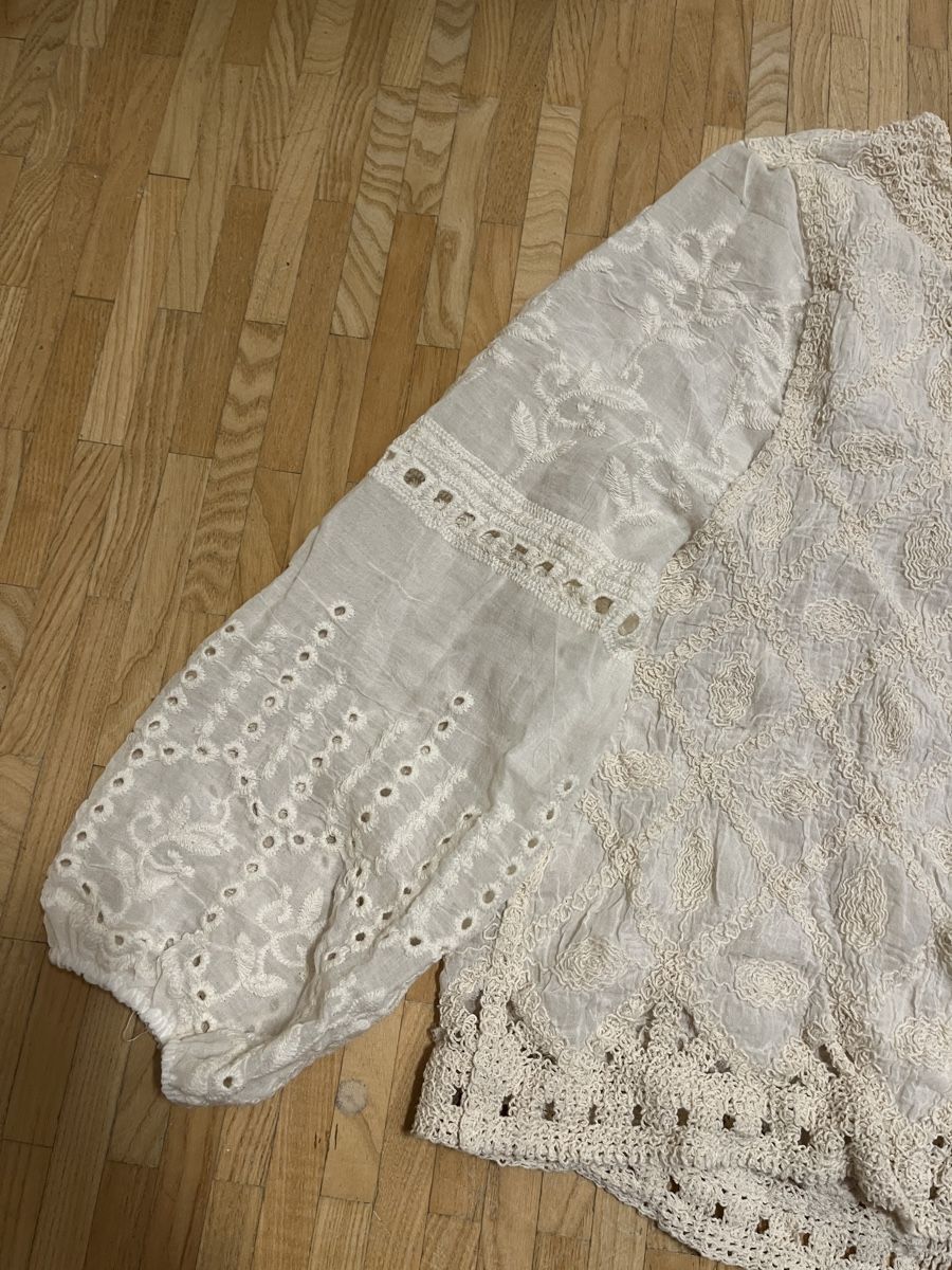 Camicette: Bluse mit Stickerei Creme  Baumwolle‼️ein Artikel gratis – Usato da St. Gallen venduto da elli18 1