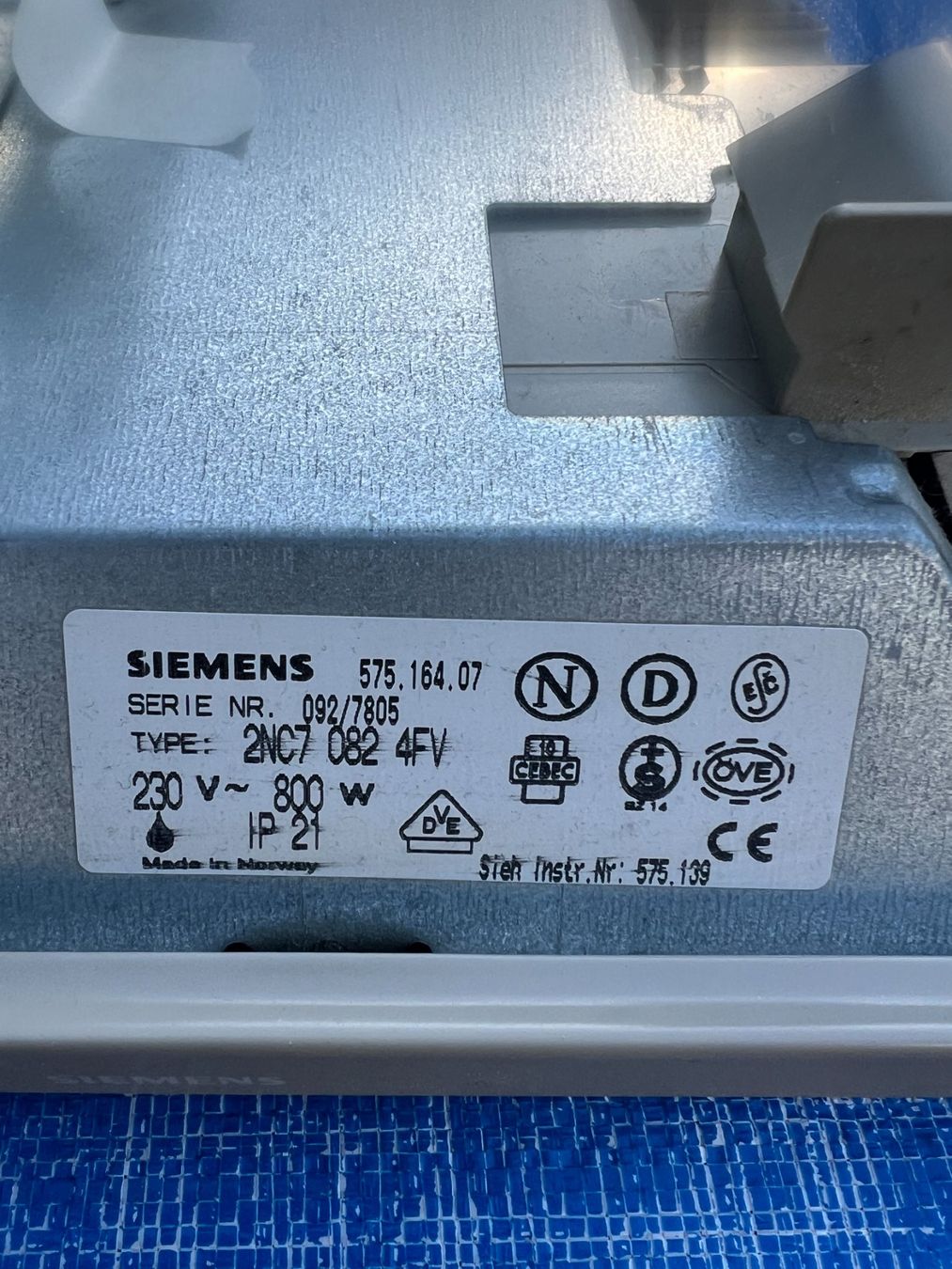 Siemens Radiatori: Convecteur électrique mural – Usato da Zinal venduto da ber_2zzw 3