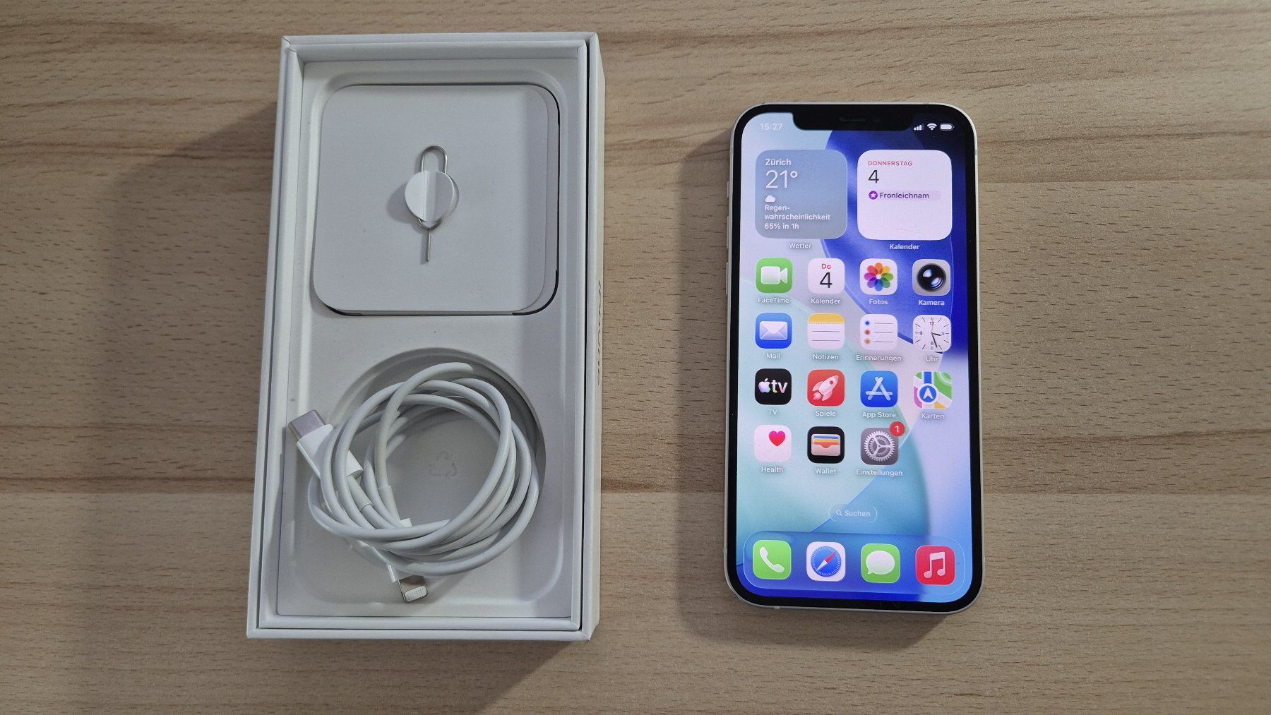 Apple Telefoni cellulari / Smartphones: iPhone 12 128GB White 3010 – Difettoso da Münchenbuchsee venduto da MV_Solutions