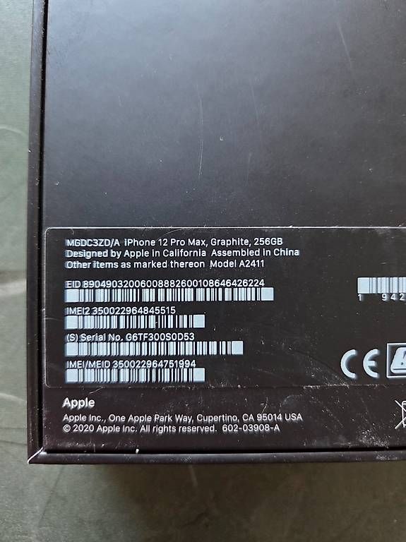Telefoni cellulari / Smartphones: iPhone 12 Pro Max  256 Go + accessoires – Usato da La Croix-de-Rozon venduto da SDI_83 3