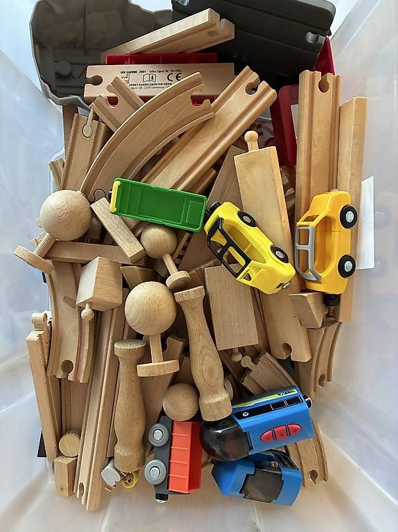Spielzeuge: Holzeisenbahn – Gebraucht aus Eschlikon TG von paedi1989 3