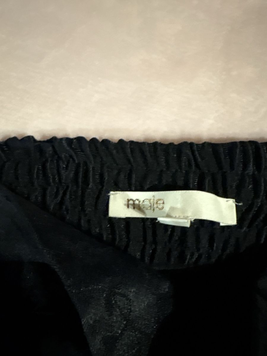 Maje Pantaloni: Pantalon Maje noir taille 2 aspect satiné – Usato da Satigny venduto da gig_rn62 2