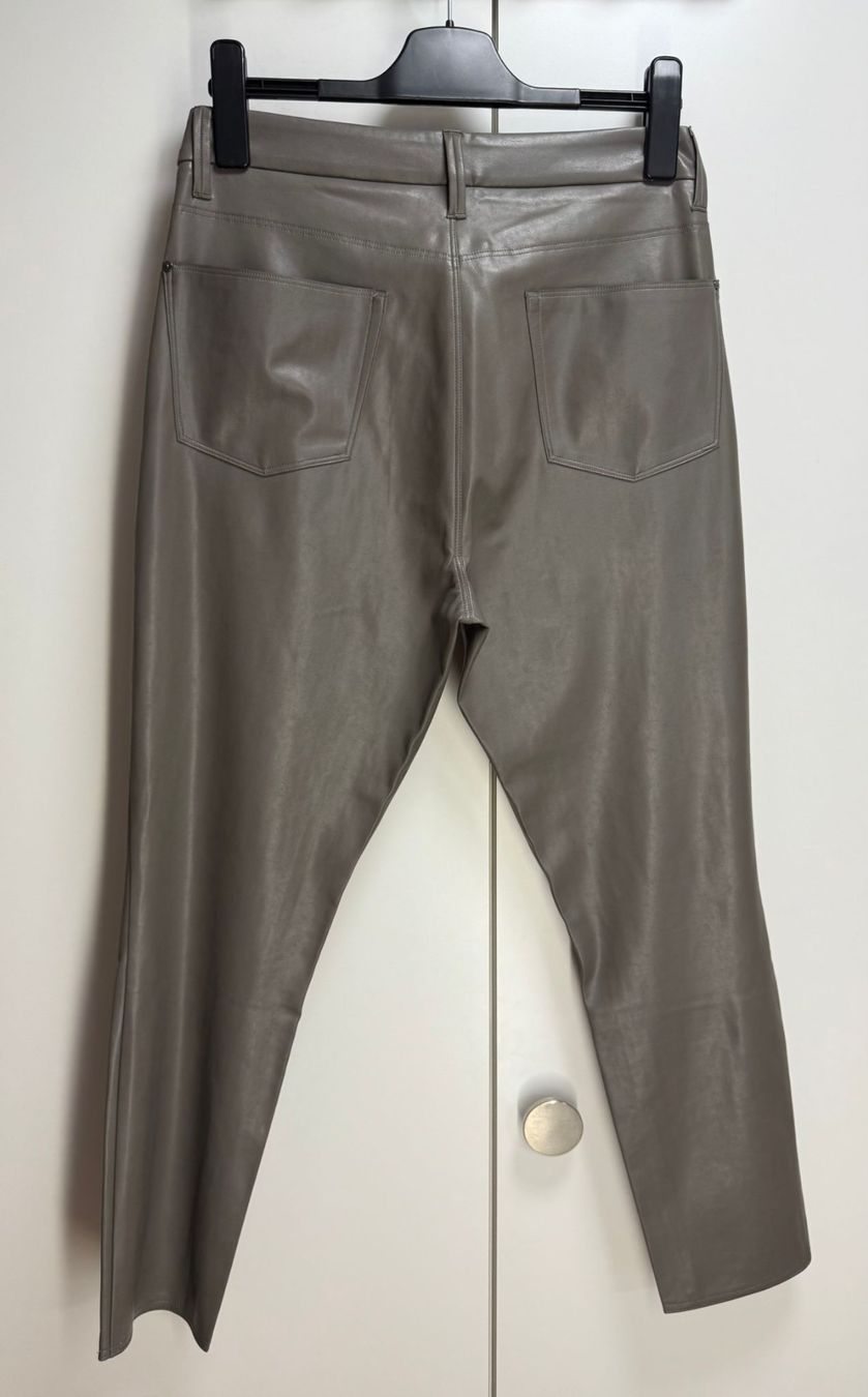 Cambio Pantaloni: Cambio Damenhose Gr. 42 – Nuovo (secondo la descrizione) da Frauenfeld venduto da LIL_NA 5