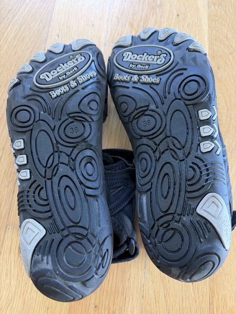 Scarpe da donna: Dockers – Usato da Gockhausen venduto da Maria.Lemma.01 4