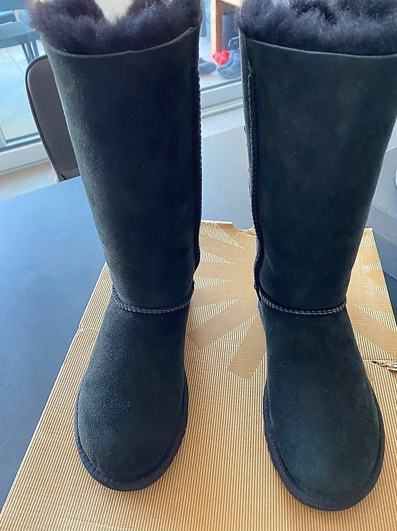 Scarpe da donna: UGG W Amelie Swarovski, Nr.36 – Usato da Minusio venduto da may_5qgr 1