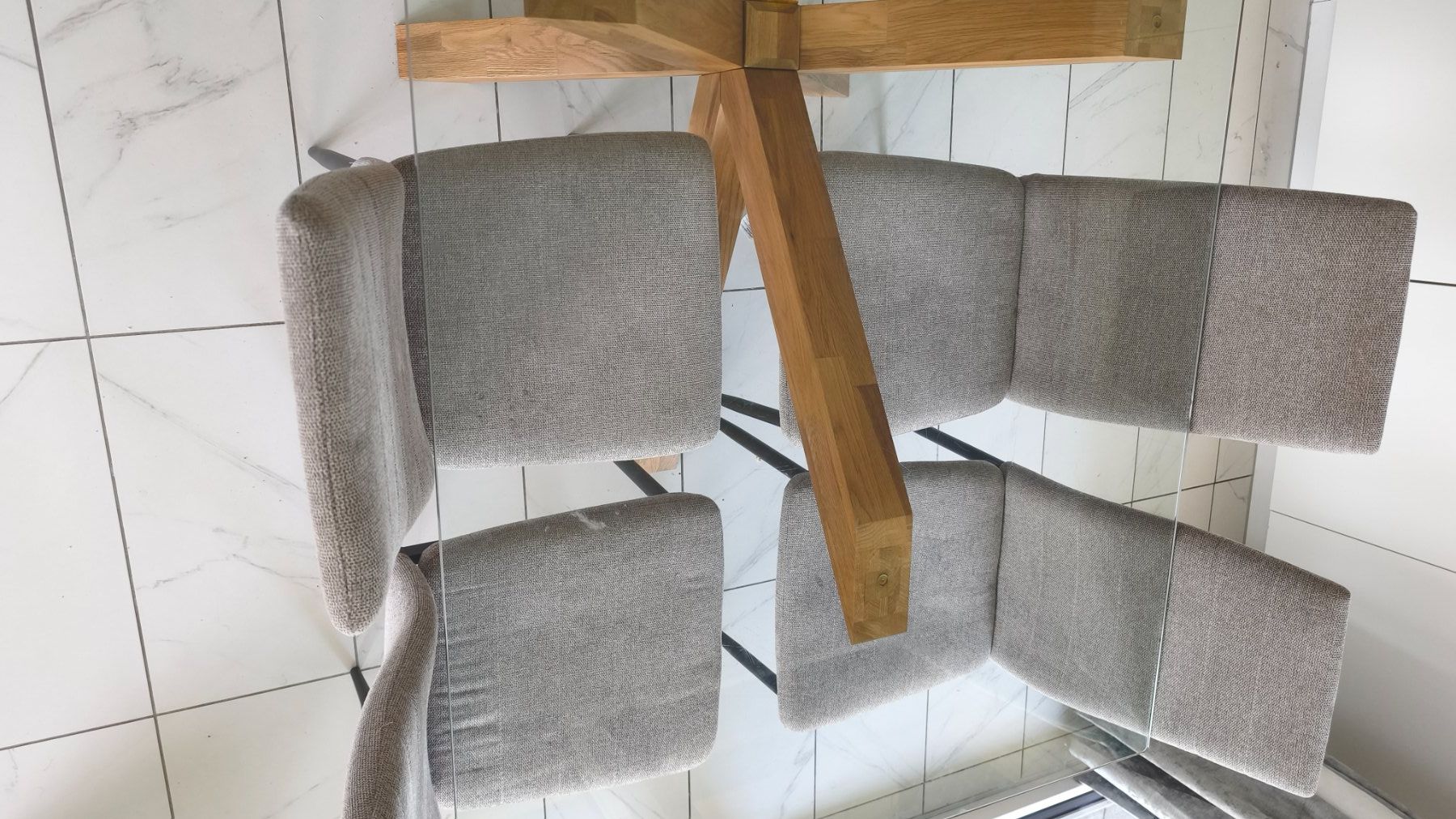 Jysk Set de table et chaises: Esstisch 8 Stühle – D'occasion à Holziken par 0000Fan 3