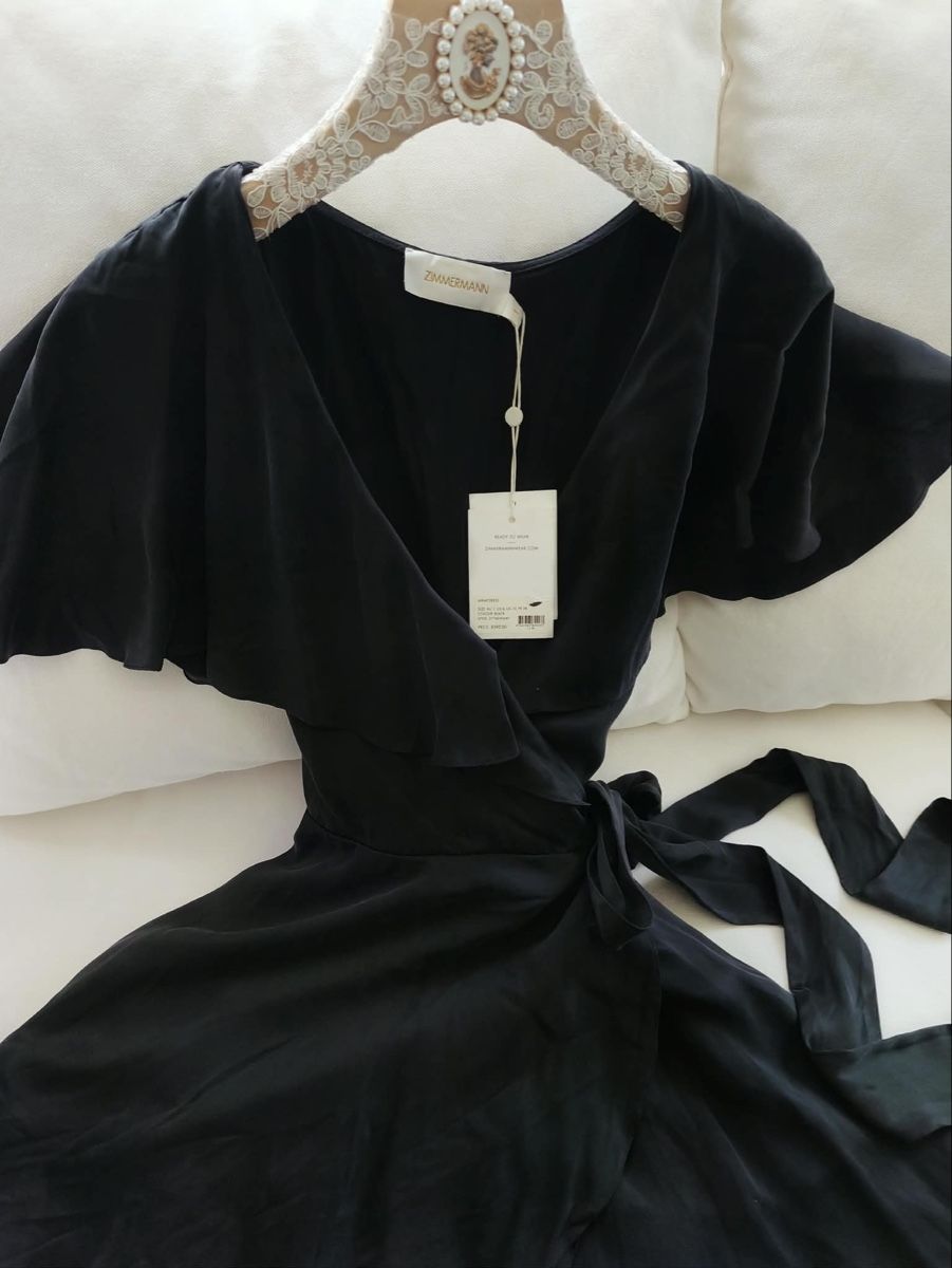 Zimmermann Kleider: Zimmermann Silk Black Wrap Dress – Neu (gemäss Beschreibung) aus St.Josefen von lop_lh8d 4
