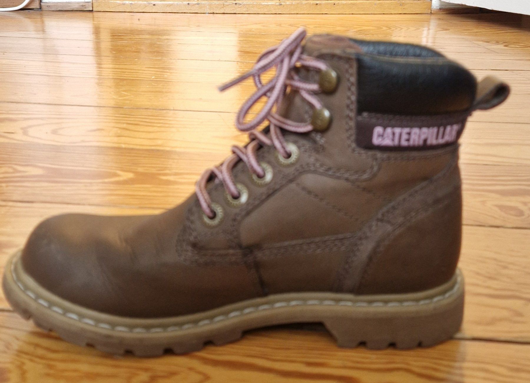 Caterpillar Scarpe da donna: Robuste Caterpillar Boots, Grösse 36 – Usato da Bern venduto da japo77 2