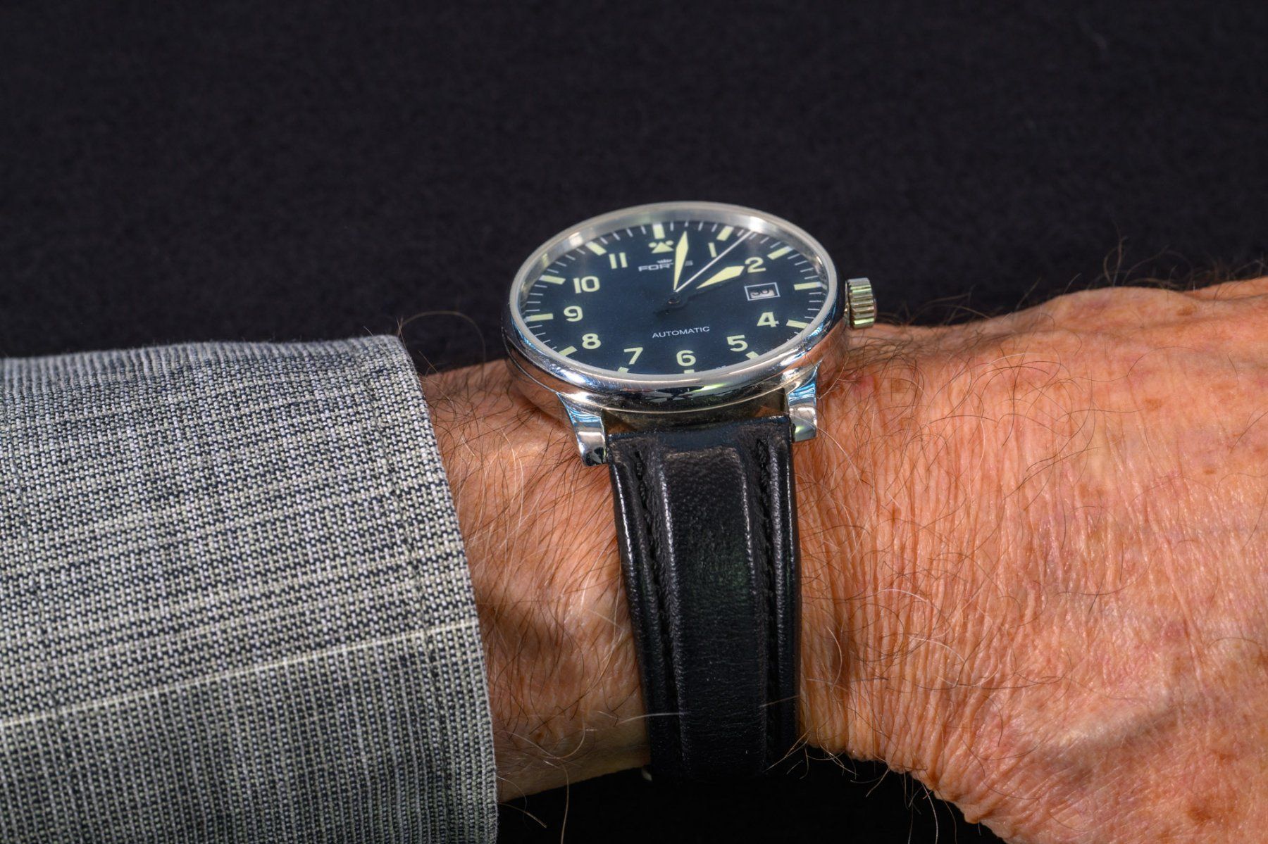 Fortis Orologi: FORTIS Classic Pilot Automatic Date Referenz 593.10.46 – Usato da Zürich venduto da An-Fu 7