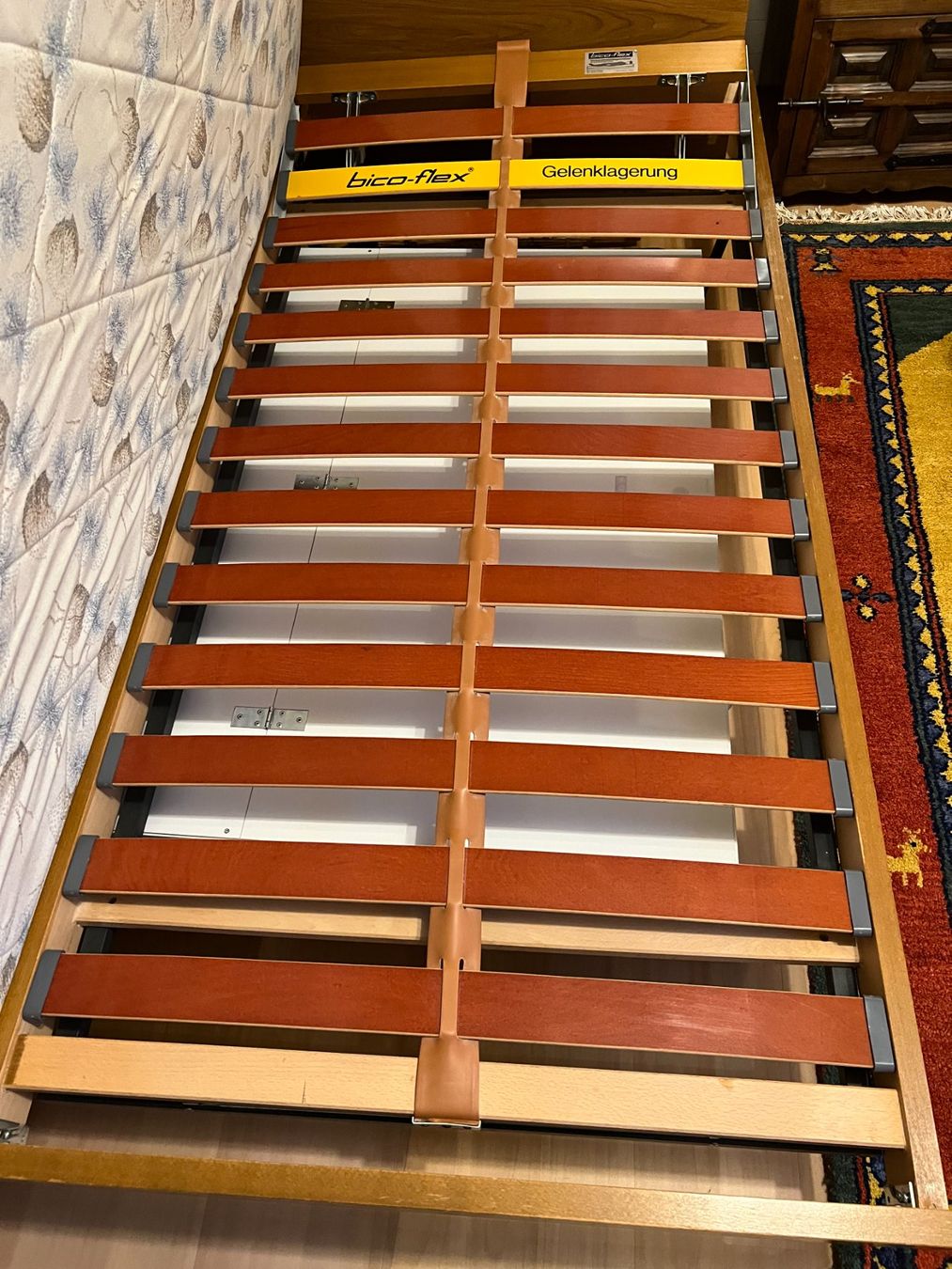 Letti: Einzelbett mit Matratze Breit=95cm/Lang=190cm – Usato da Wettingen venduto da pozza01 5