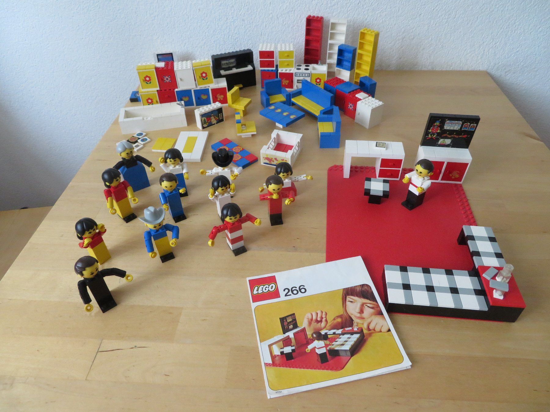 Lego Jouets: NOSTALGIE LEGO Set 266 Jahr 1974 – D'occasion à Zürich par piroma