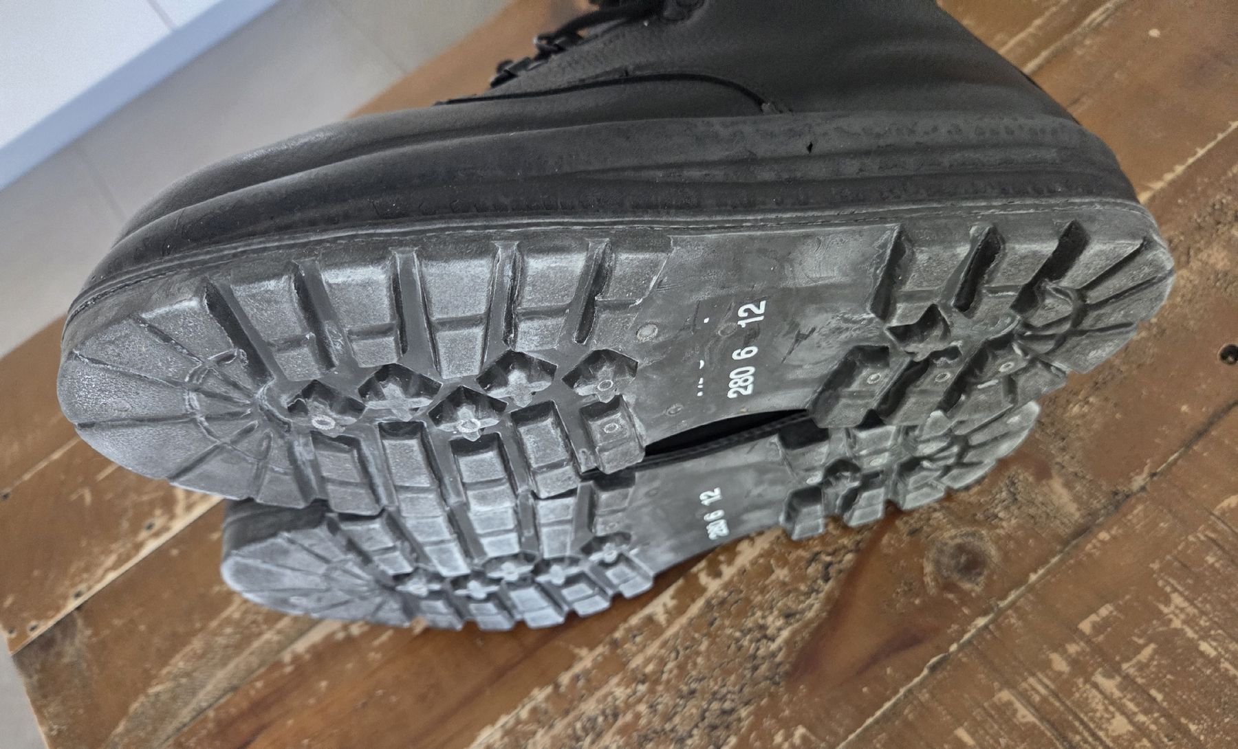 Chaussures hommes: Bottes armée Suisse – Neuf (Voir description) à Châtillon JU par yxas94 2