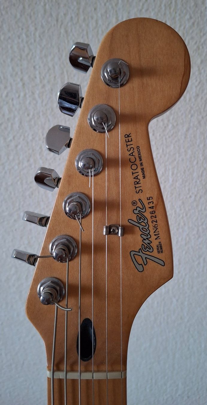 Fender Musikinstrumente: Fender Stratocaster – Gebraucht aus Niederhasli von elise_sr2 4