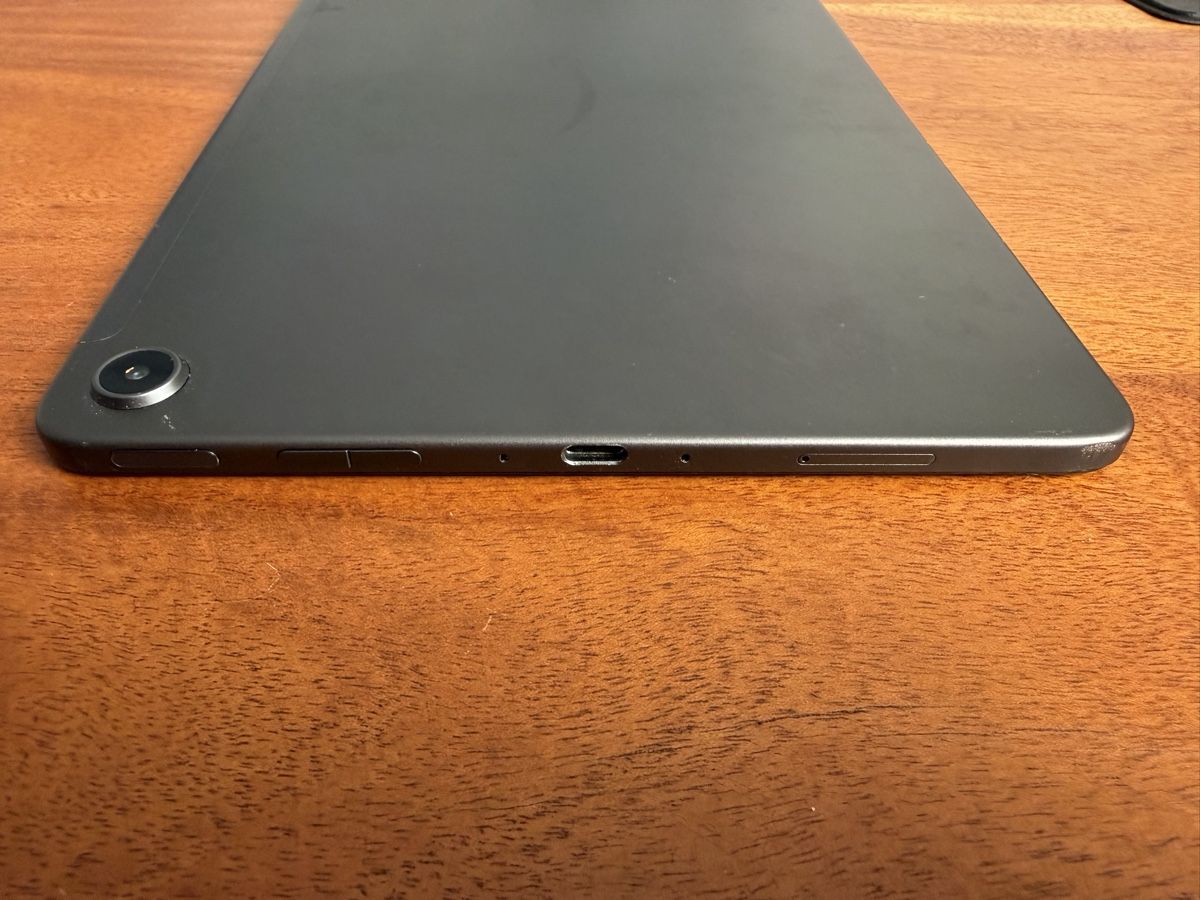 Amazon Tablet PC: Amazon Fire Max 11 Tablet 64GB Wi-Fi Grau mit Hülle – Usato da Gossau SG venduto da Alex_Tech 7