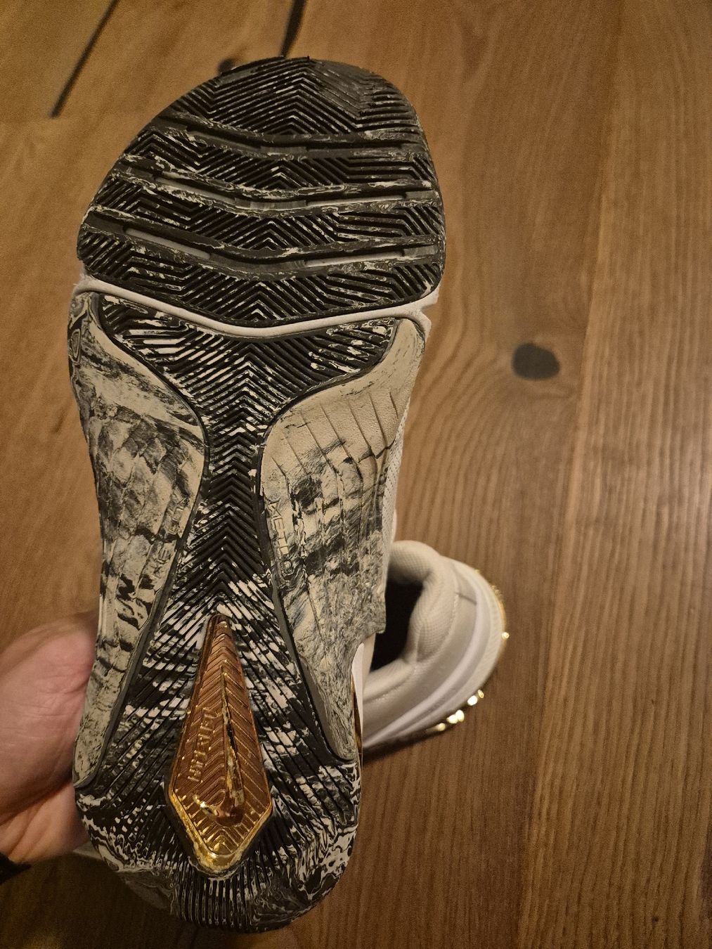 Nike Damenschuhe: Nike Metcon - 38.5 - personalisiert – Gebraucht aus Stilli von fiona_pfister 3