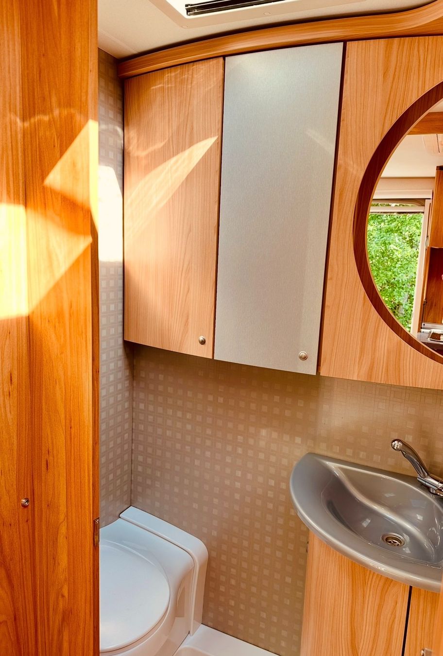 Bürstner Veicoli da campeggio: Caravane Burstner 500 TK Flipper – Usato da Salins venduto da OliPil 5