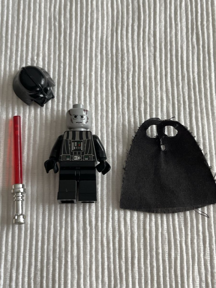 Lego Statuette: Lego Star Wars Figur Darth Vader – Usato da neuenhof venduto da cocoros 1