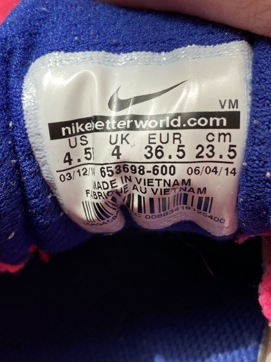 Nike Scarpe per ragazze: Mädchen Turnschuhe von Nike Gr. 36.5 – Usato da Estavayer-le-Lac venduto da Mimmy02 3