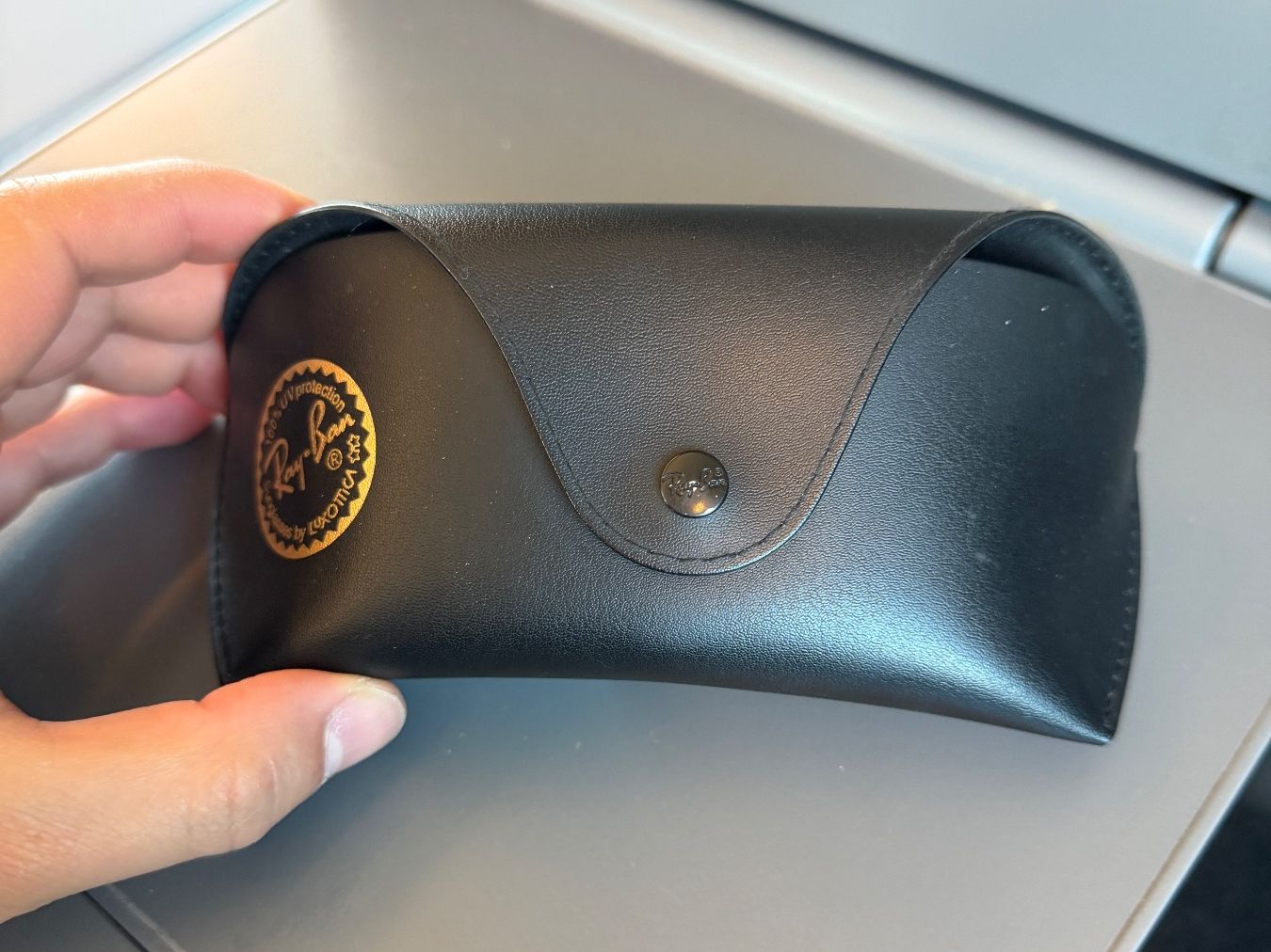 Altro in  Abbigliamento & Accessori: Ray-Ban Brillenetui – Usato da Zürich venduto da fresh0001