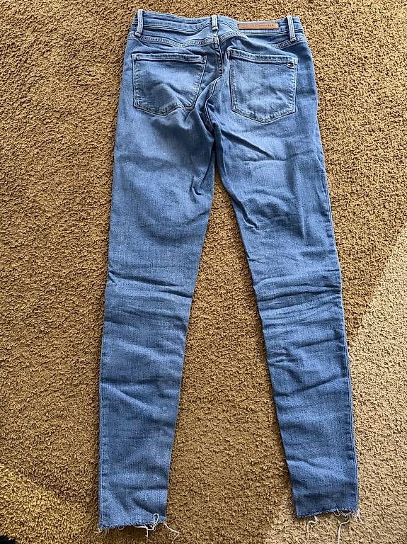 Tommy Hilfiger Jeans: Tommy Hilfiger Jeans wie NEU – Gebraucht aus Goldach von tab_njk8 1