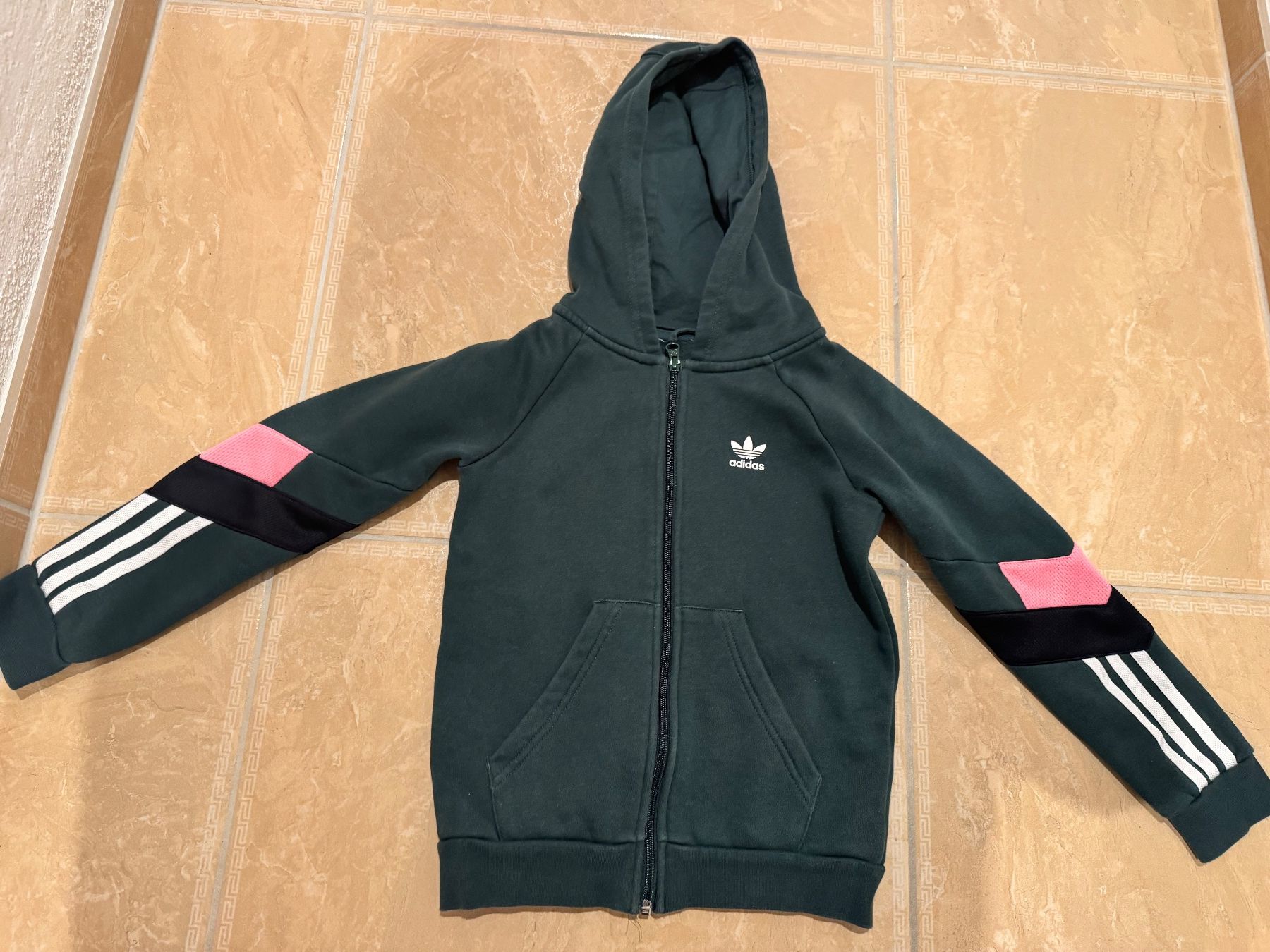 Lotti & Set di vestiti: Adidas cooler Trainer, 7-8J 128 – Usato da Klingnau venduto da Markus14 2