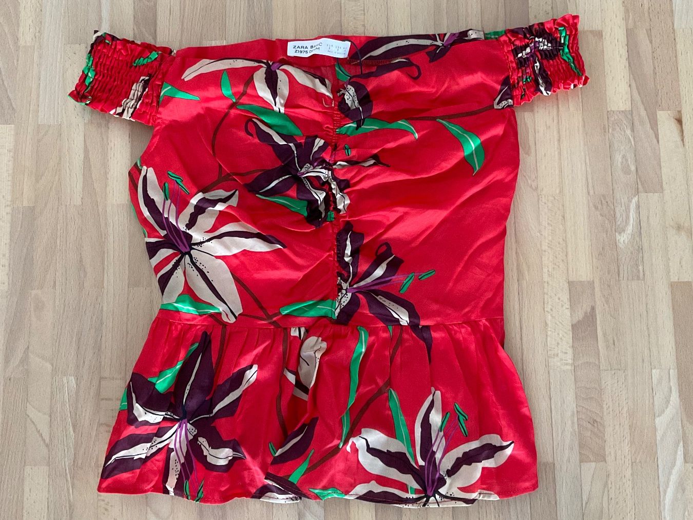 Zara Tops: Zara top Gr. S – Neuf avec emballage d'origine à Luzern par Miausie