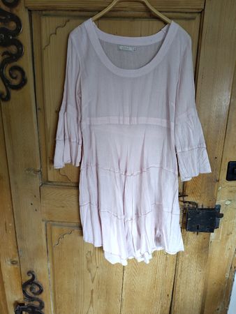 Cream Kleid