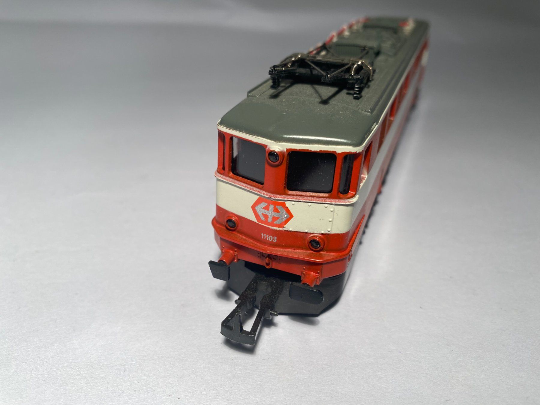 Lima Modellini di ferrovie: LIMA E-Lok Ae 6/6 SBB "Swiss Express", DC Analog – Usato da Buchrain venduto da Modellbahn11 3