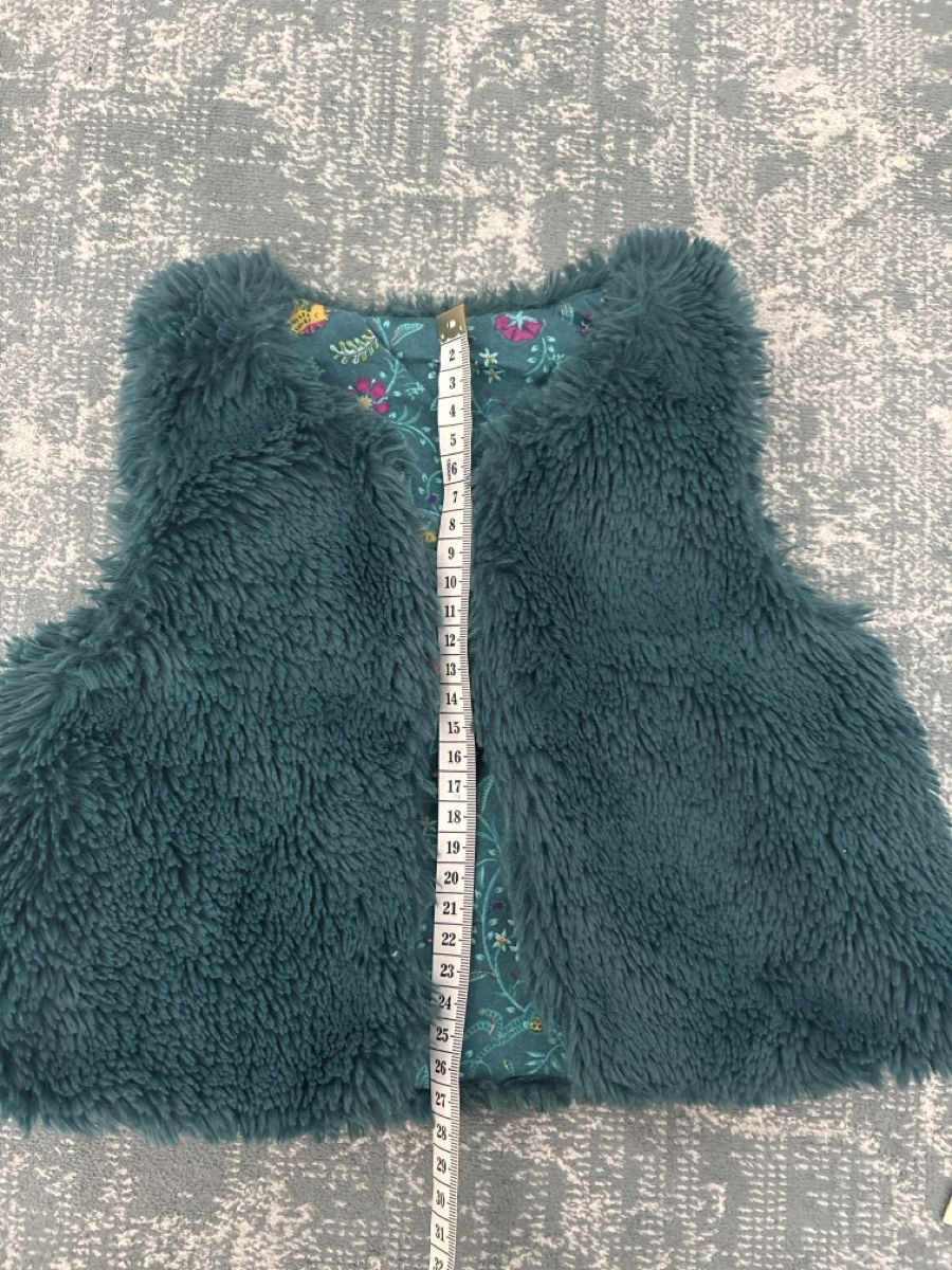 Altro abbigliamento per bambino: Gilet fourrure réversible enfant – Usato da lausanne venduto da cat_q9l6 3