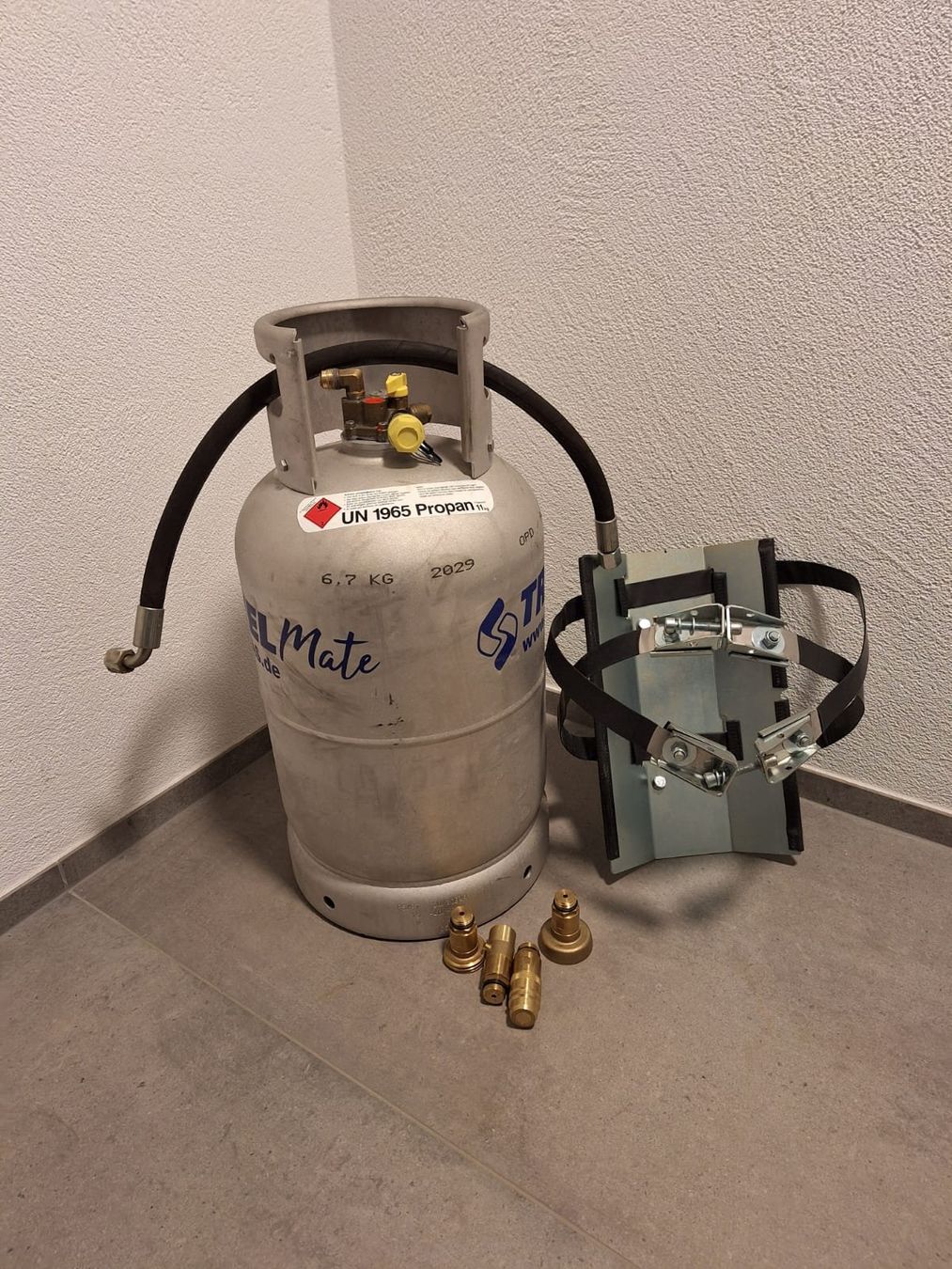 Apparecchiature e tecnologia a gas: Gastankflasche ALUGAS Travel Mate – Usato da Pfäffikon ZH venduto da Brandy012 1