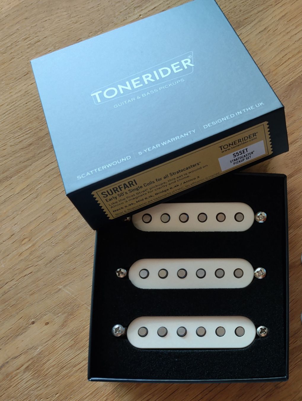 Instruments de musique: Tonerider Stratocaster Pickup Set – D'occasion à Beinwil am See par choragreece