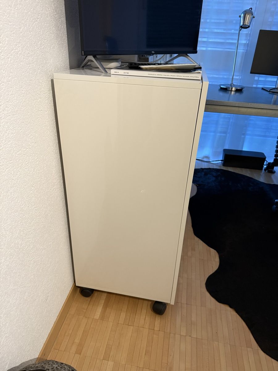 Cassettiere: Weisser Schrank – Usato da Bülach venduto da Marc7138 1