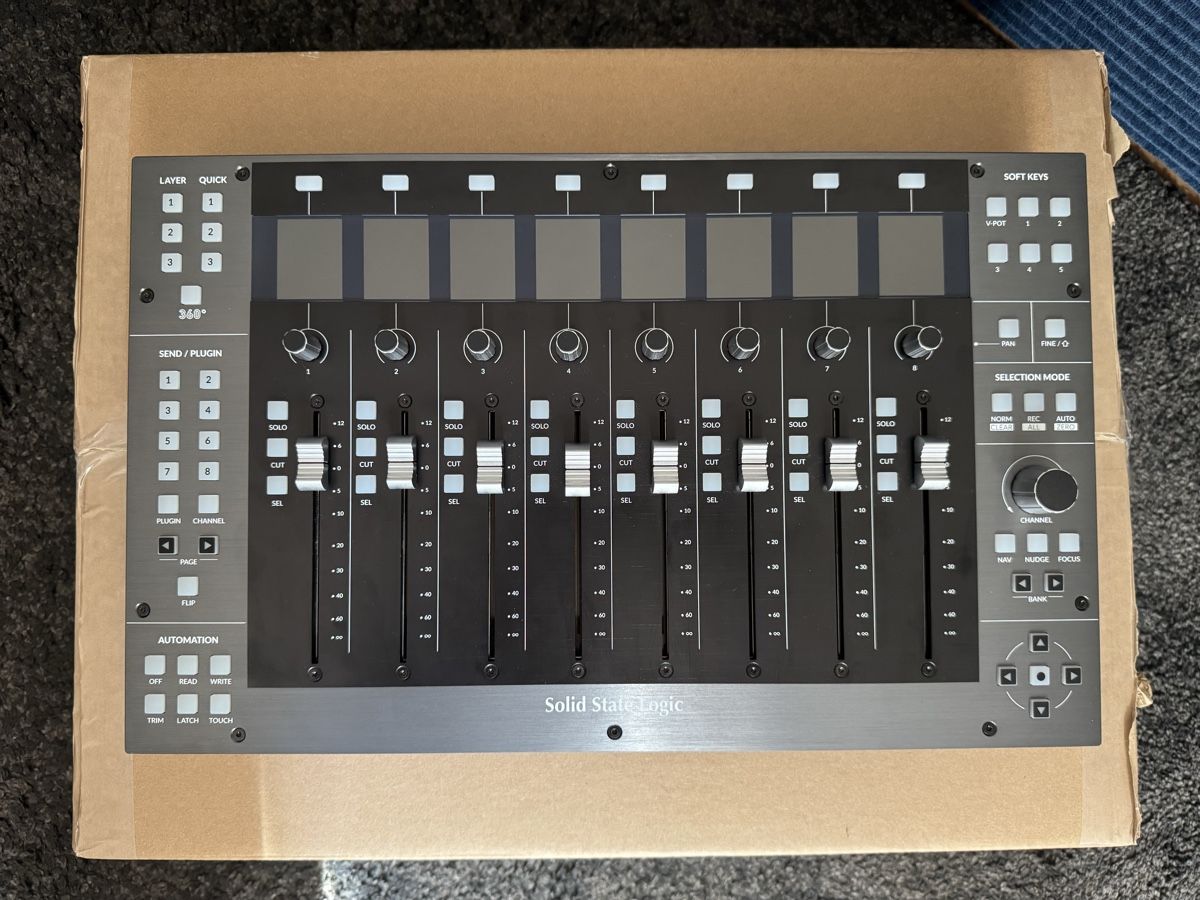 Solid State Logic Mischpulte: SSL UF8 USB-Fadercontroller  – Neu (gemäss Beschreibung) aus Bern von Zarifar