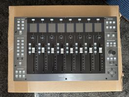 SSL UF8 USB-Fadercontroller 