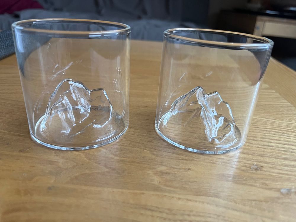 Bicchieri: 2 verres à whisky avec montagne à l'intérieur – Nuovo e nell'imballaggio originale da Châtel-St-Denis venduto da Vaillant1