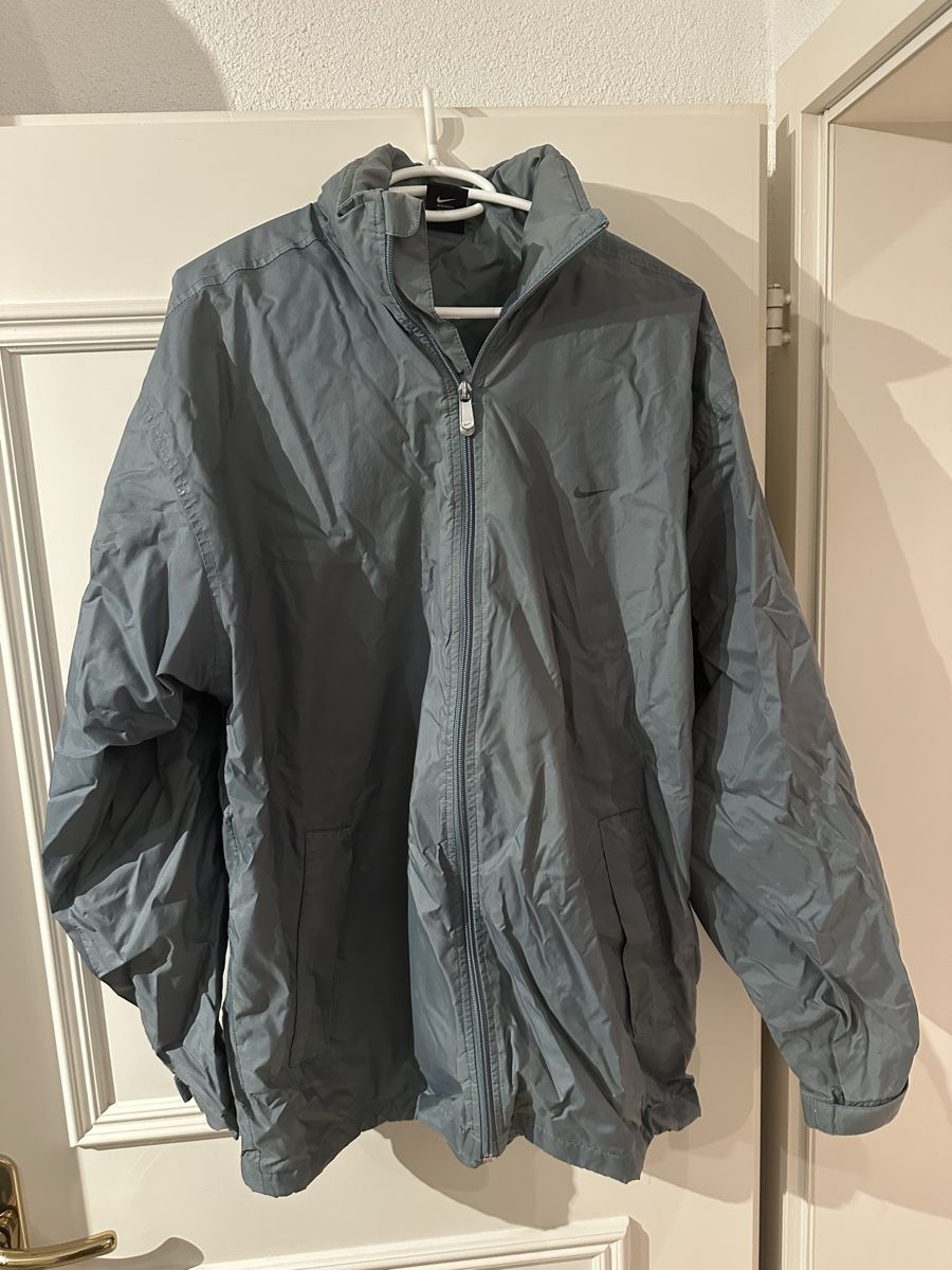 Nike Giacche: Nike Jacke Vintage Styl - L – Usato da Zürich venduto da SunnySeller