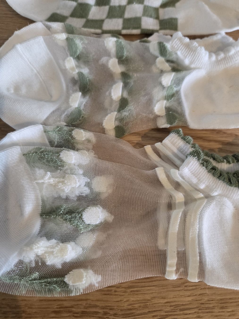 Socken: Hübsche 3er Pack Söckchen mit Blumen, 36-38 – Neu (gemäss Beschreibung) aus Dübendorf von Timulka 1