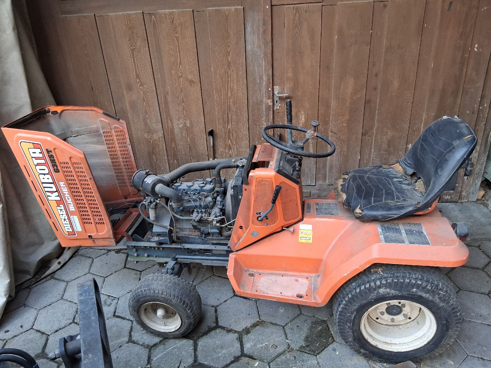 Kubota Traktoren: Kubota Diesel Traktor – Defekt aus Zezikon von nfa_2s5b 3