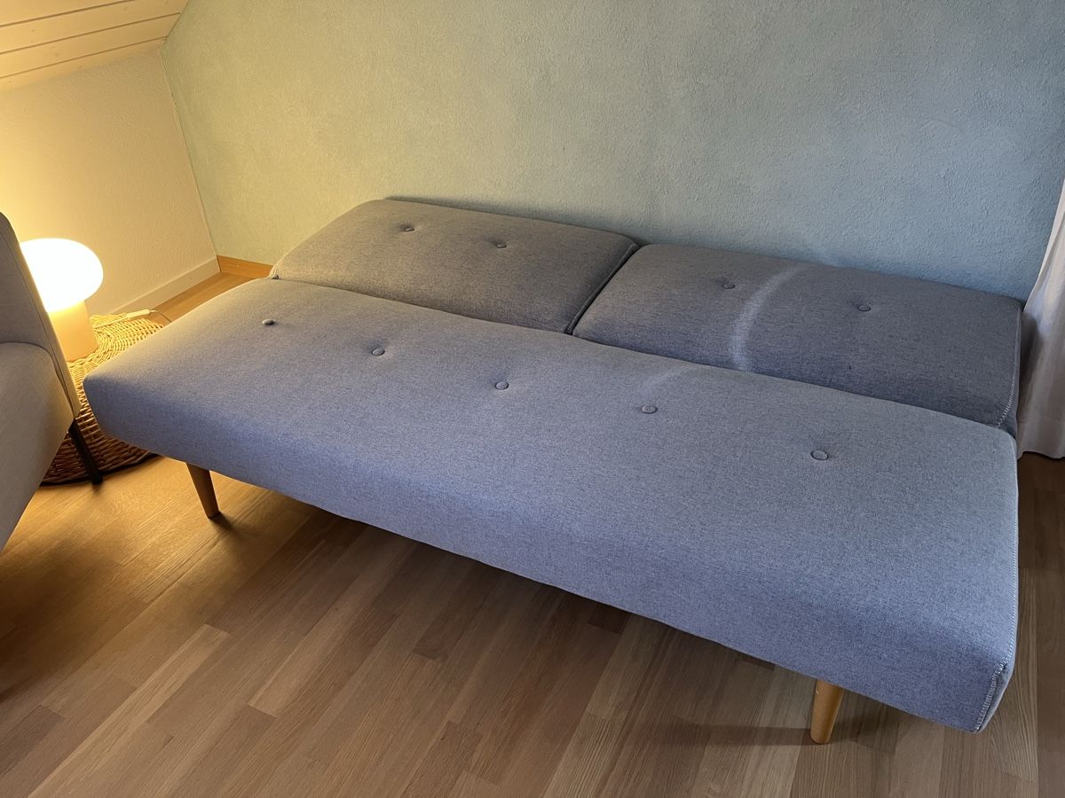 Divani: Sofa, hellgrau – Usato da Elgg venduto da Schibu02 1