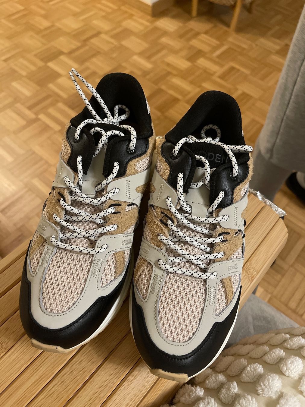 Scarpe da donna: Damen Schuhe – Nuovo (secondo la descrizione) da Winterthur venduto da HilKa