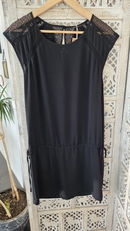Robe d'été IKKS Taille XS/S état neuf