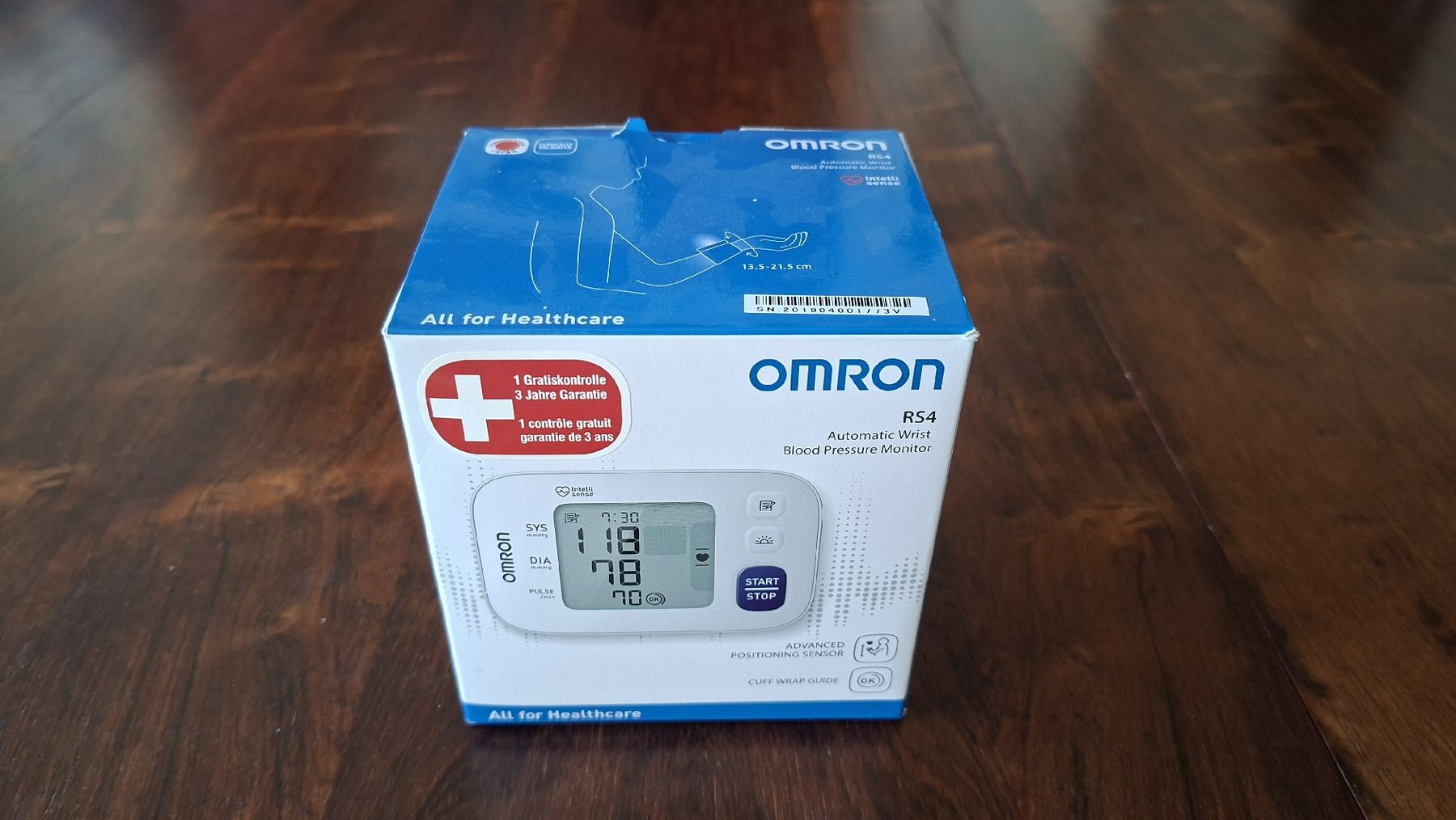 Omron Messen: Blutdruckmessgerät OMRON RS4 – Gebraucht aus Stäfa von Rampensau